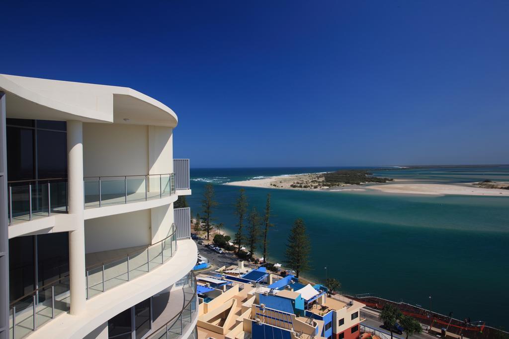 Monaco Caloundra Aparthotel Exterior photo